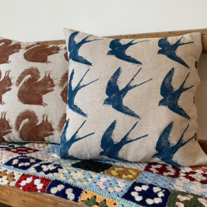 Cushion hand printed swallow3